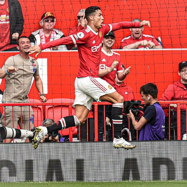 勒沃库森半场3-0领先波鸿。